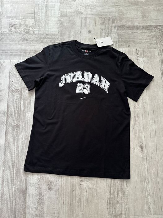 Tricou negru marime L