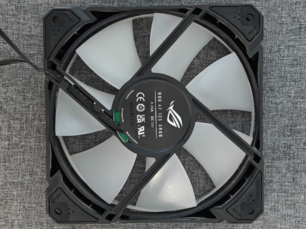 ROG STRIX 120mm ARGB Вентилатори