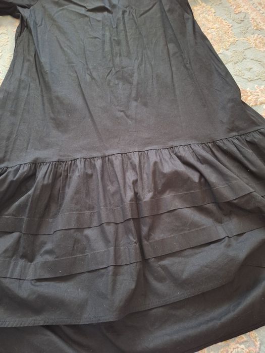Rochie neagră vara