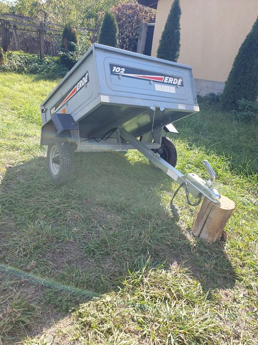 Remorcă Erde 102