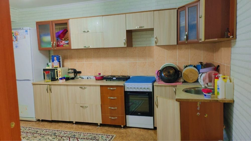 Кухонный гарнитур.