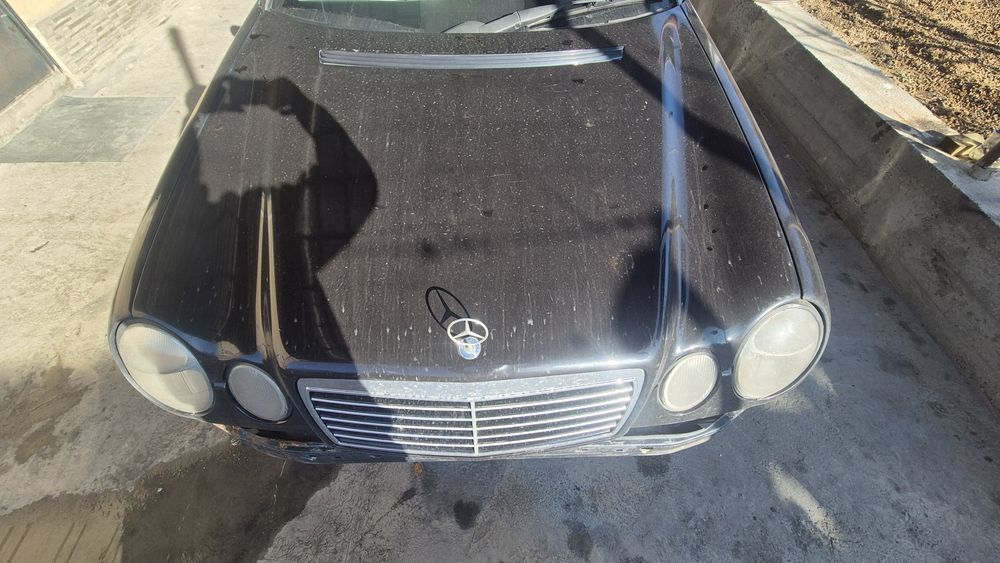 Продам мерс 210 дорест