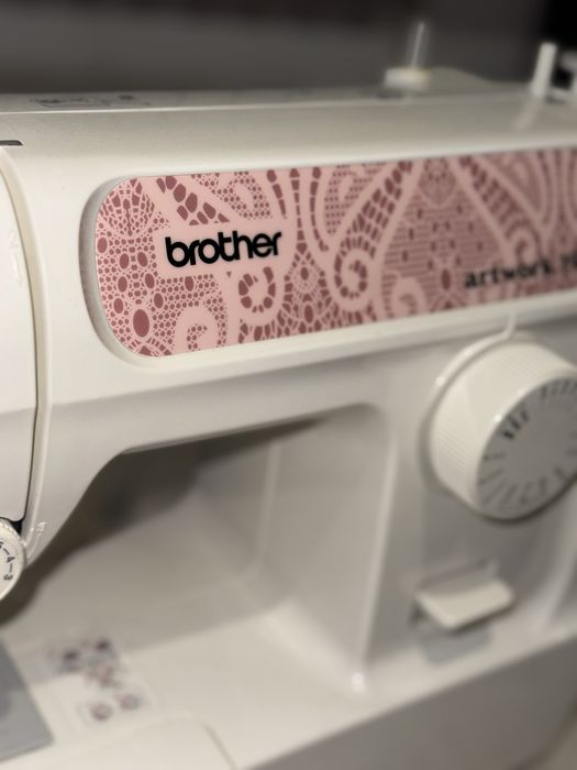 Швейная машина Brother Artwork 19