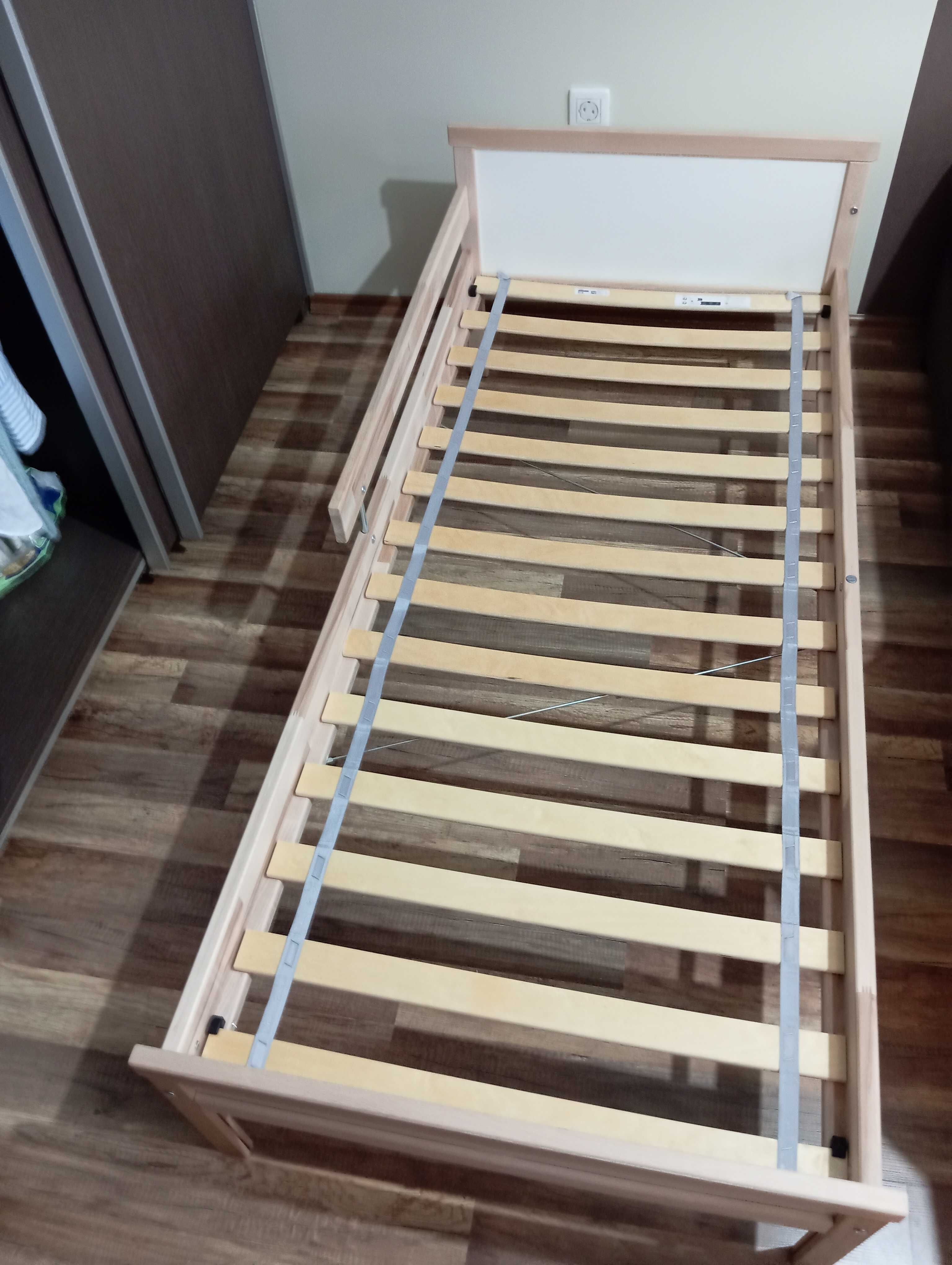 SNIGLAR легло с подматрачна рамка IKEA