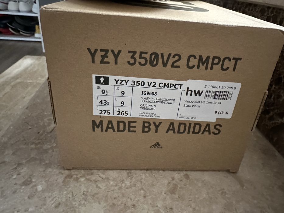 Adidas yeezy 350v2 cmpct