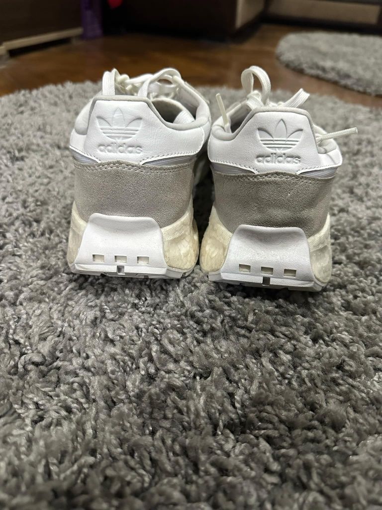 Маратонки adidas