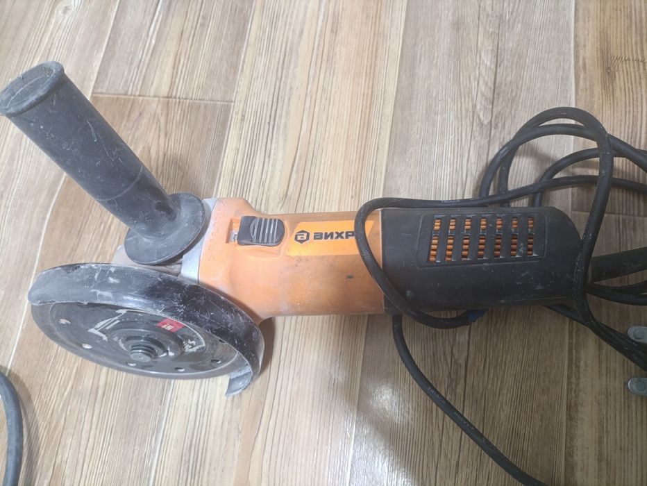 Продам болгарку 125