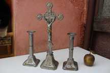 Set de colectie cruce / crucifix Iisus si 2 suporturi lumanare metal