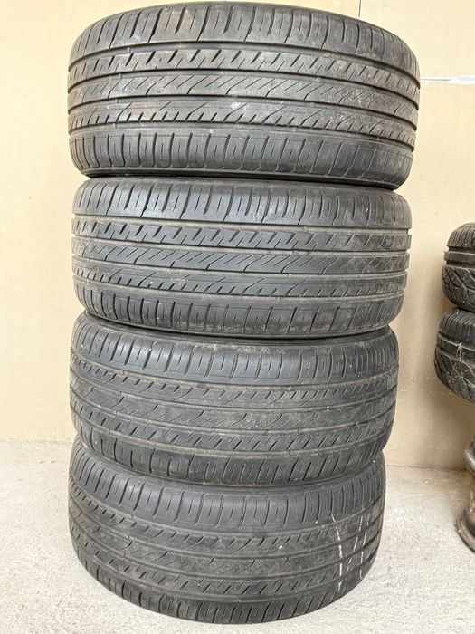 Всесезонни гуми 235/45 R17