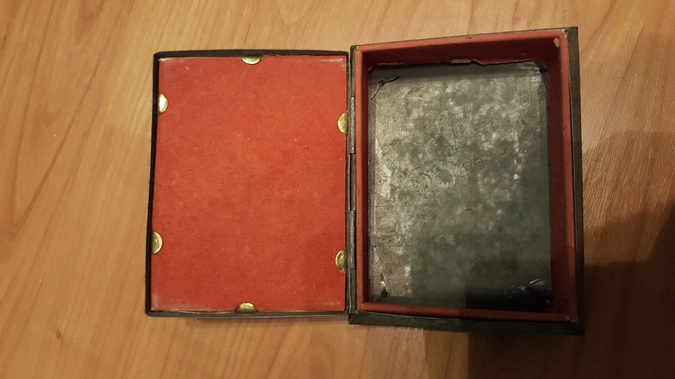 cutie bijuterii vintage