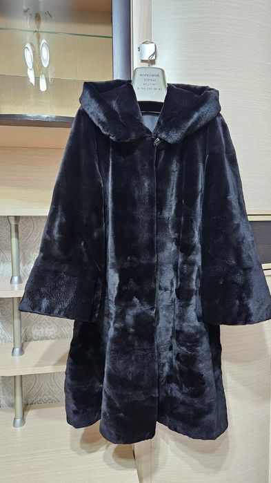 Продаётся норковая шуба