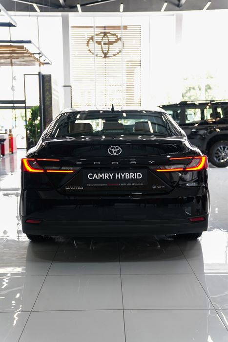 Toyota Camry Prestige Hybrid (H1)