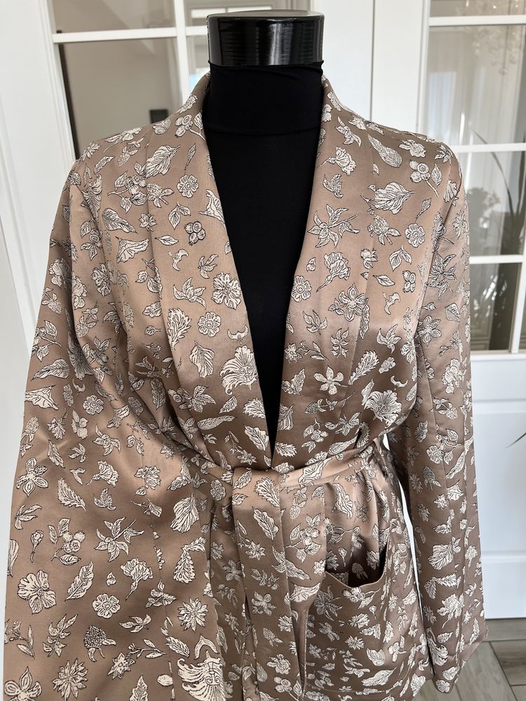 Sacou jacquard elegant, tip kimono, marimea S, stil Zara