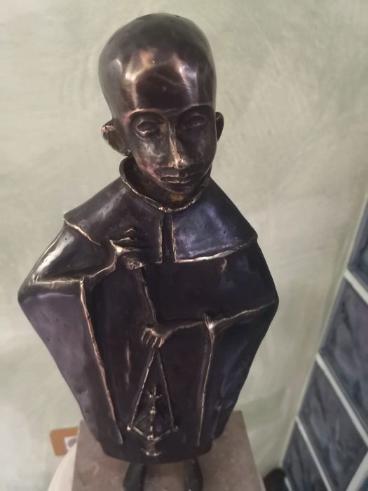 Vînd statueta din bronz ion Iancut
