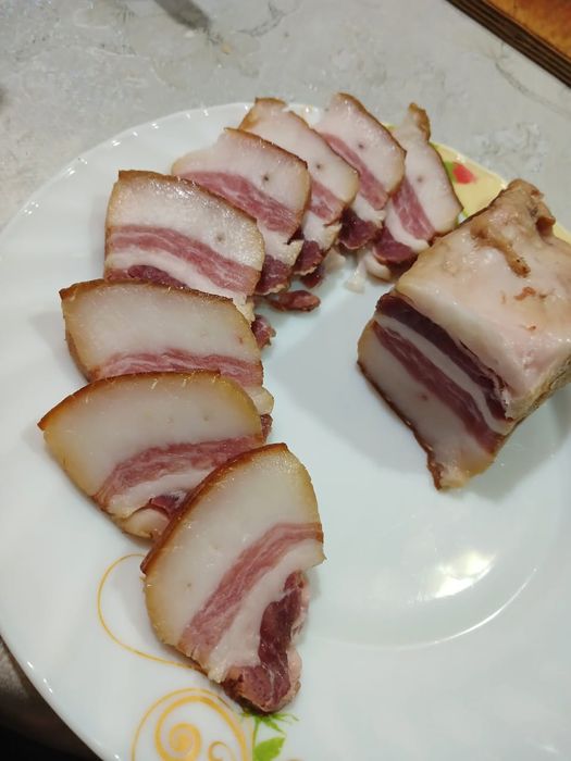 Сало солёное, копчёное сало свежее .