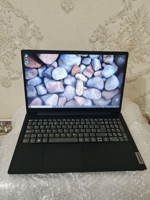 Ноутбук Lenovo idepad holati ideal