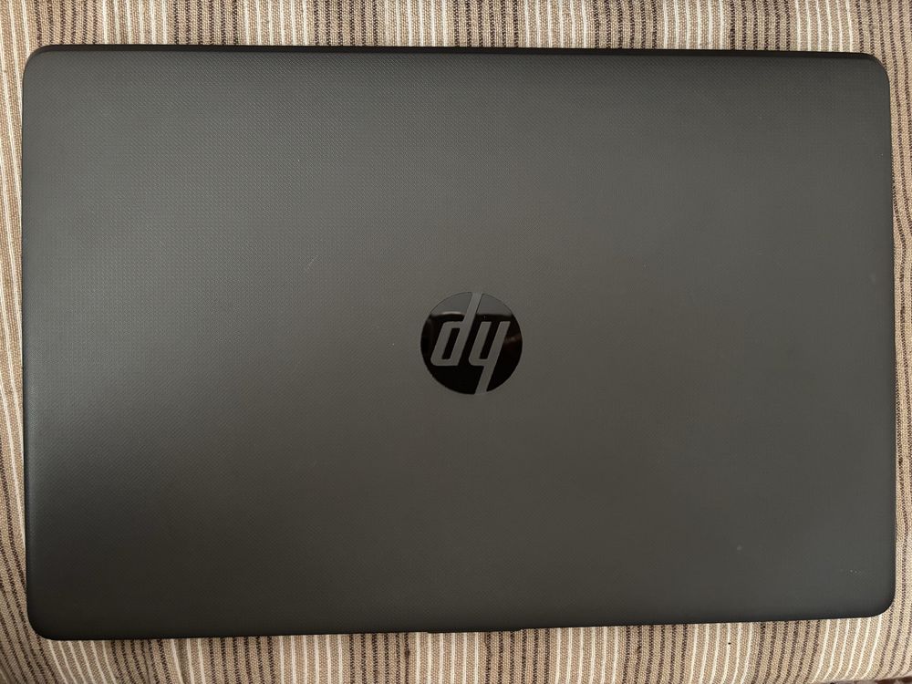 HP 250 G6 лаптоп