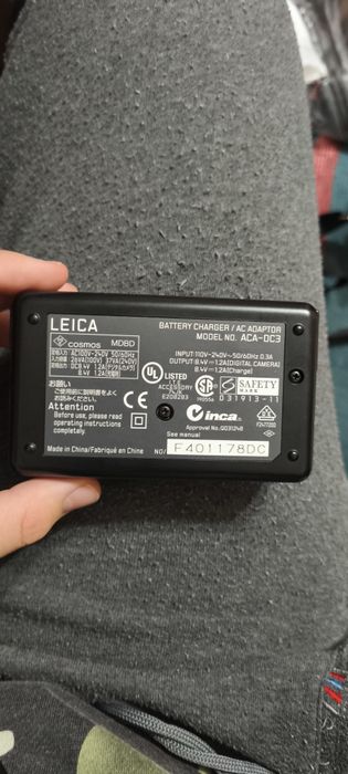 Incarcator baterie pentru camera leica