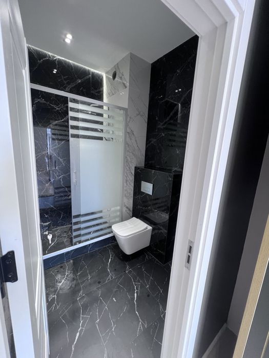 Uy sotiladi 1 xona 35M2