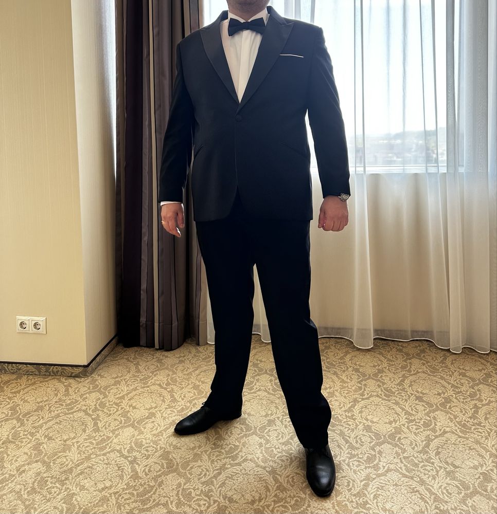 Vand Costum de Mire