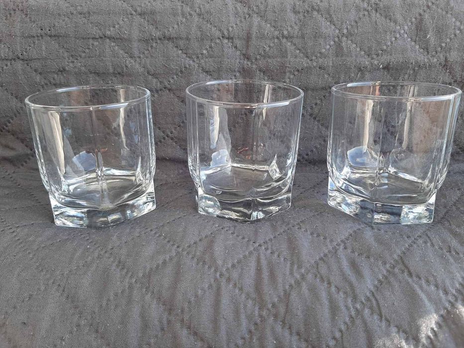 Чаши шестстенни за алкохол