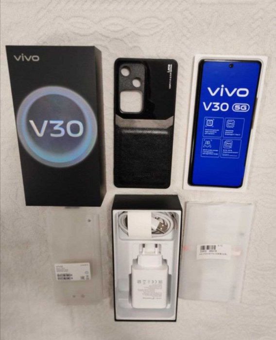 Vivo V30, 12/256 ГБ