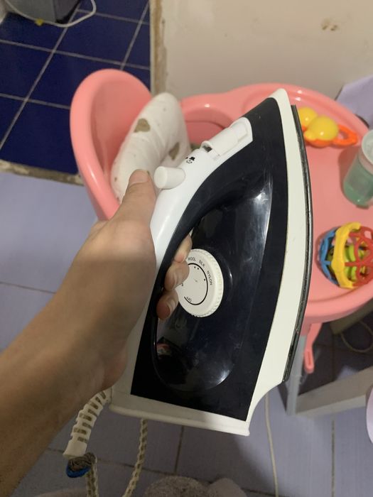 Утюг в хорошем состоянии