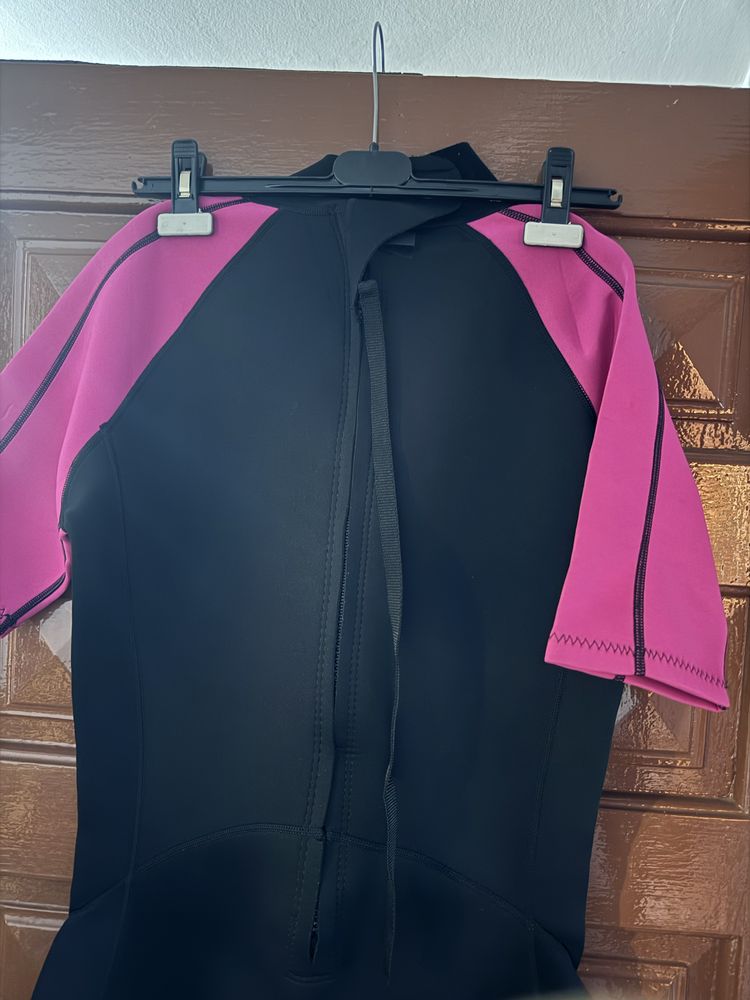 Costum Neopren.