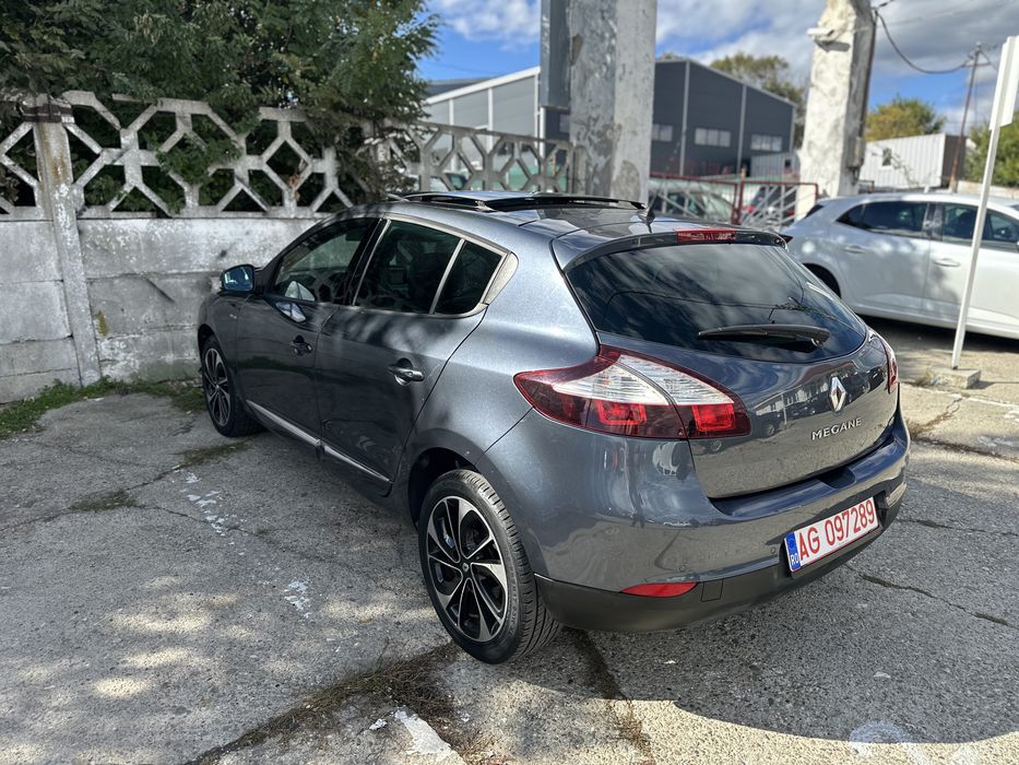 Renault Megane 3 BOSE 2015 1.5 Dci 110cp Panoramic R link