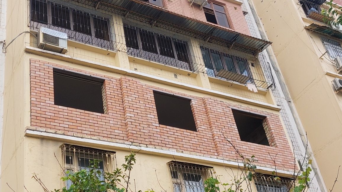 Кладка балкона  Balkonga ĝisht teramz
