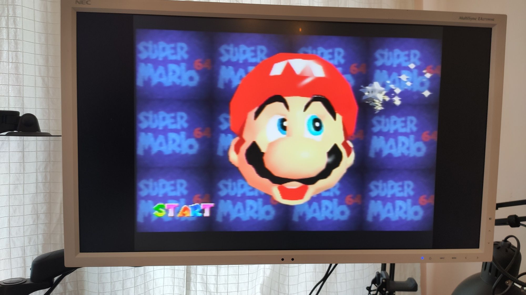 Nintendo 64 + 8 игри + всичко необходимо за игра