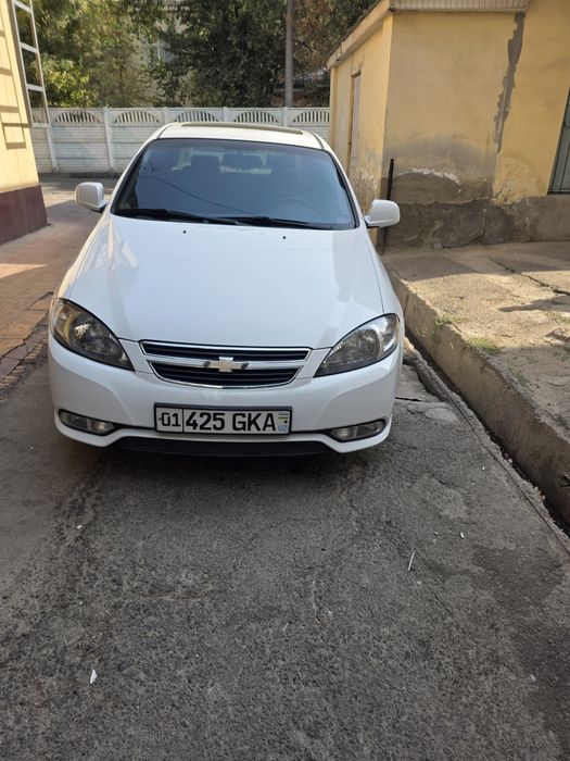 Продам Gentra A/T