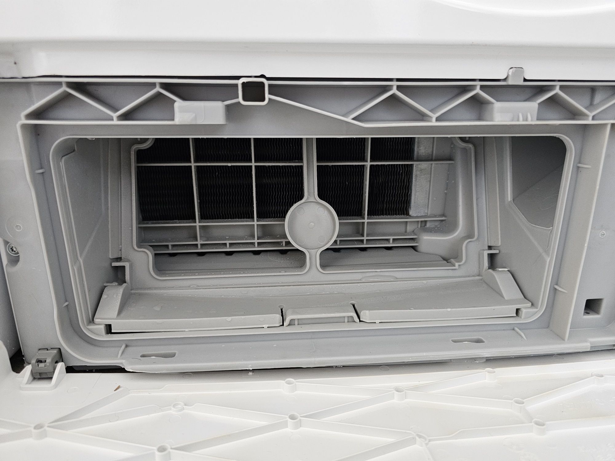 Сушилня с термопомпа SIEMENS iQ500