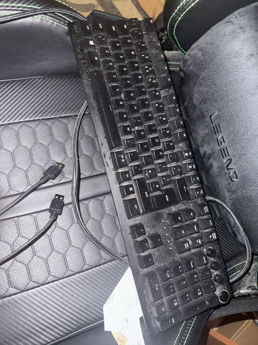 Tastatura gaming huntsmanelite switch purple optic laser cea mai rapid