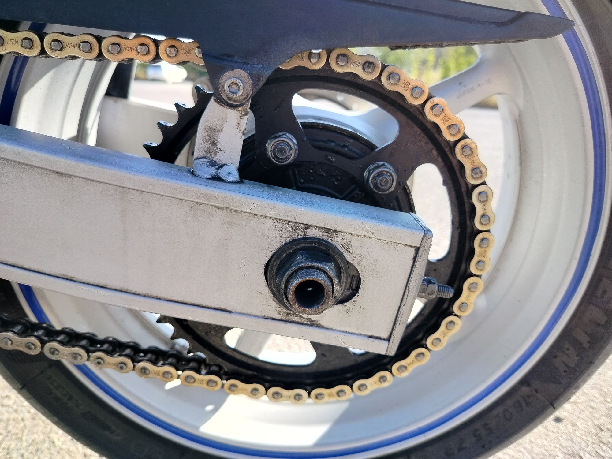Продавам Yamaha Fazer 600