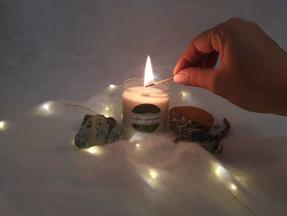 Ароматна соева свещ дървен фитил Candles for cozy moments vol.1