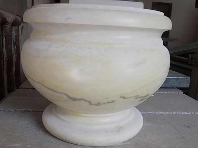 Vaze din Marmura Masiva cm.44 cioplit manual