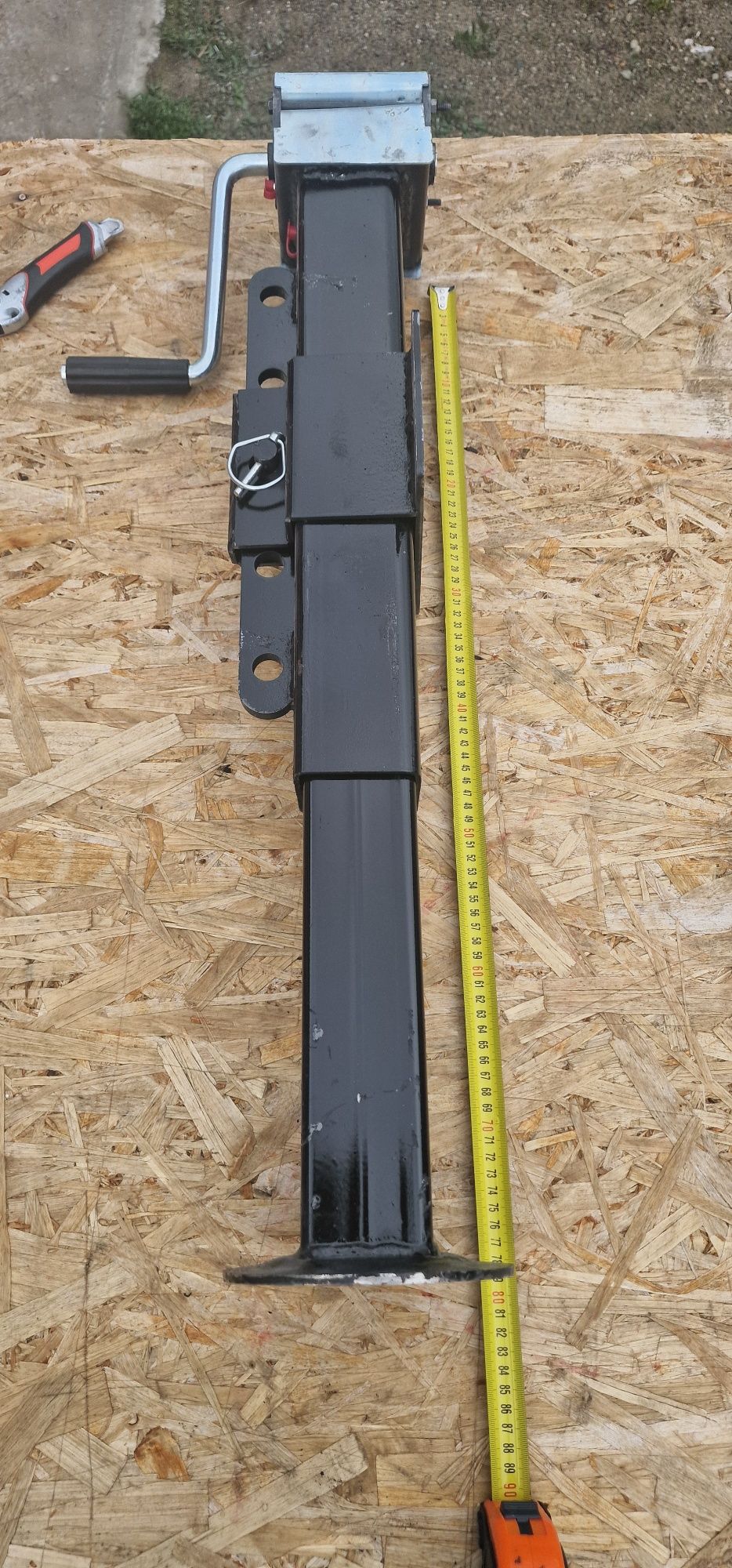 Picior sprijin cu reductor remorca 7 tone import Italia preț 700 lei s