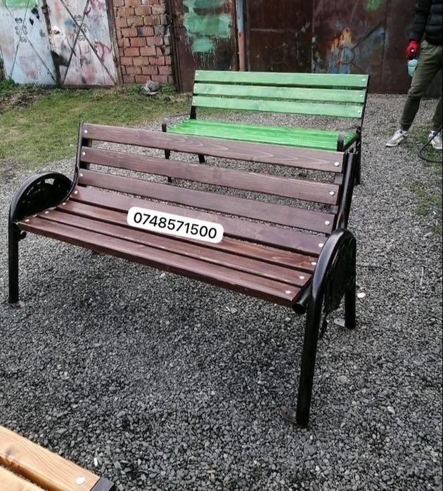 Banca metalica cu floare ambutisata