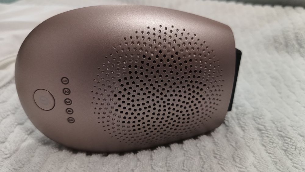 Фотоепилатор PHILIPS LUMEA BRI921/00