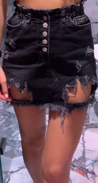 Къса дънкова пола