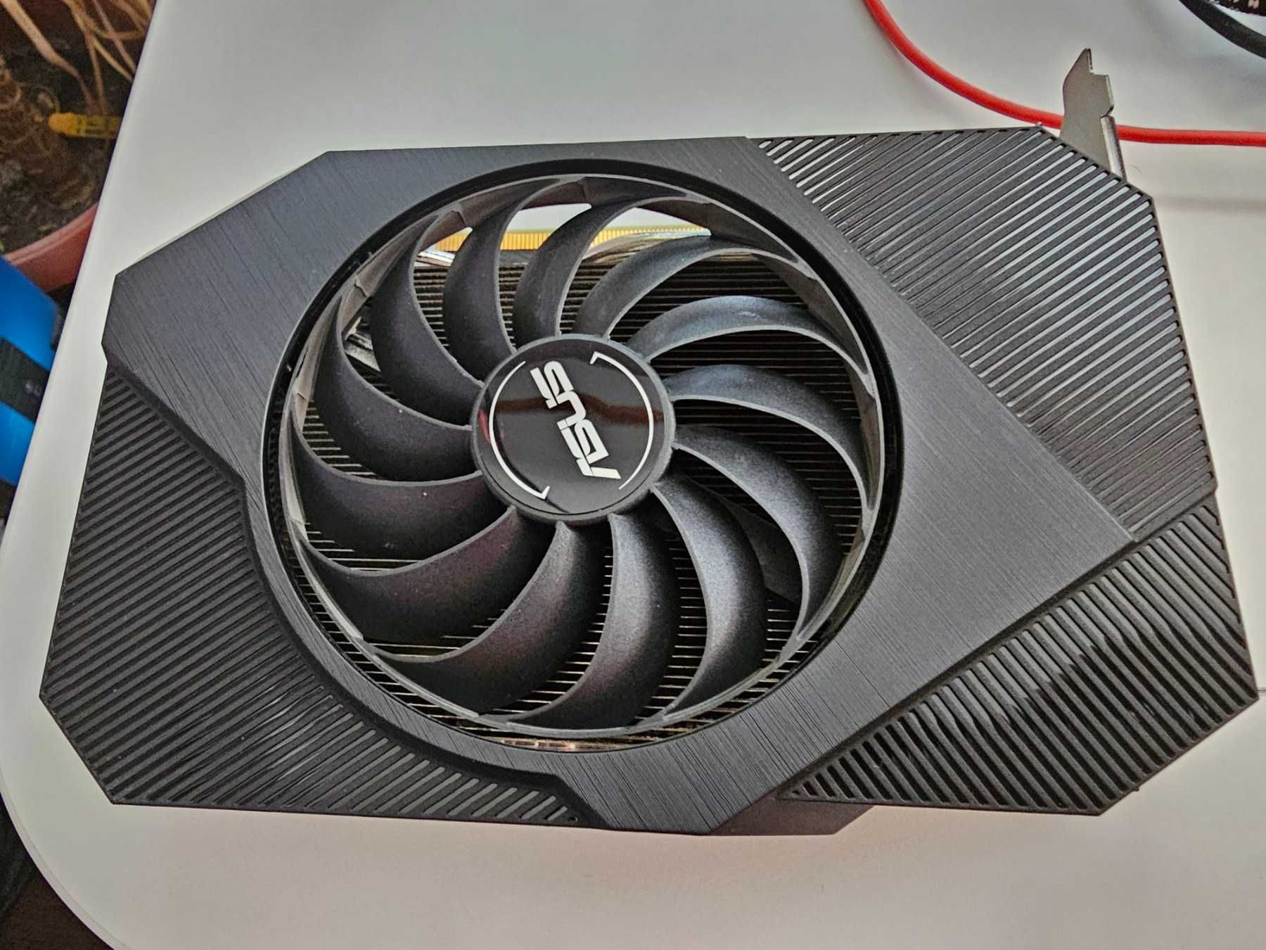 Видео карта Nvidia RTX 3060 12GB – работи, с лек проблем с вентилатора
