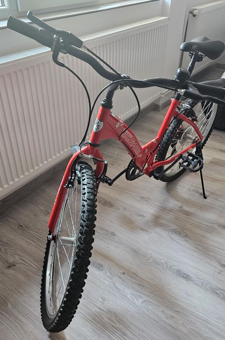 Bicicleta Rich sport,culoare roșie,stare foarte buna