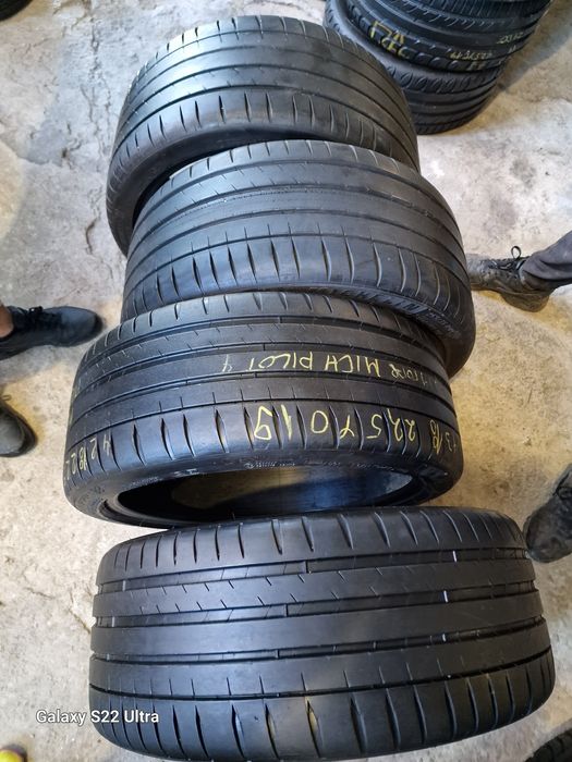 225 40 19 Michelin Pilot sport 4 6mm Перфектно състояние