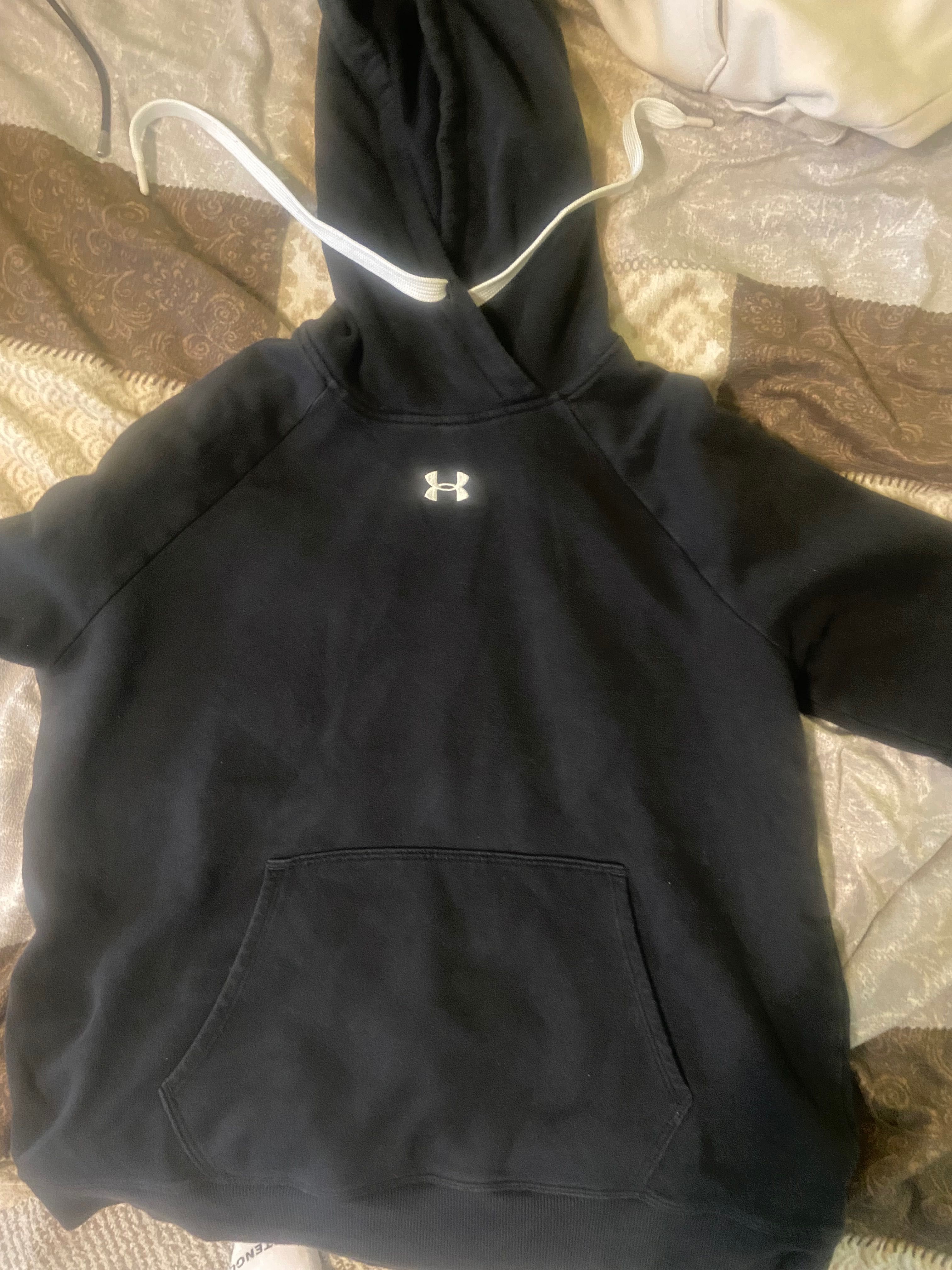 Under armour Суичър