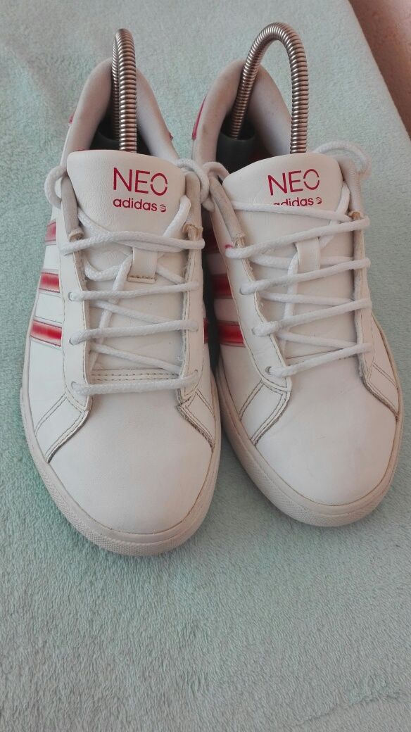 Adidas Neo nr 35