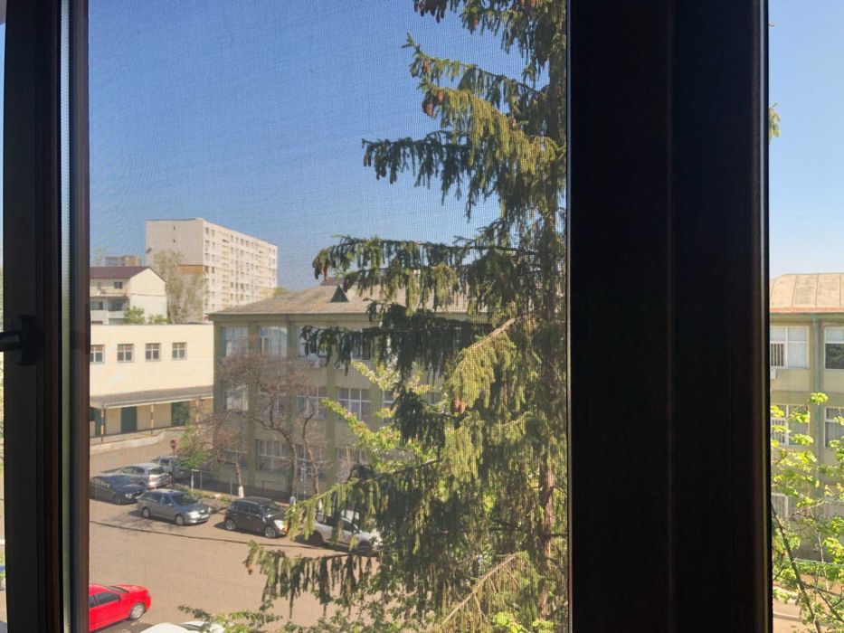 Apartament Podu Ros - Bulevardul Socola(Persoana  fizica)