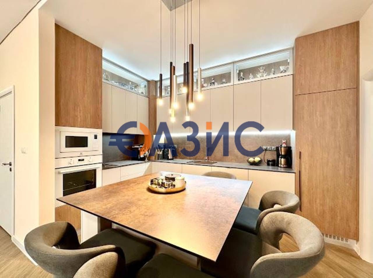 Продава се Тристаен апартамент в с. Равда, Област Бургас - 150 кв.м за 1734 €/кв.м - Снимка #9