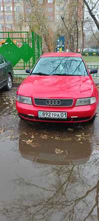 Продам Audi A4. 1995г. Срочно. Торг