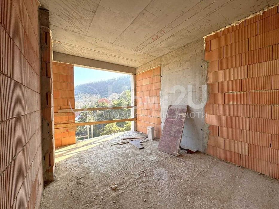 Продава се Двустаен апартамент в Варна, Аспарухово - 72 кв.м за 1598 €/кв.м - Снимка #1